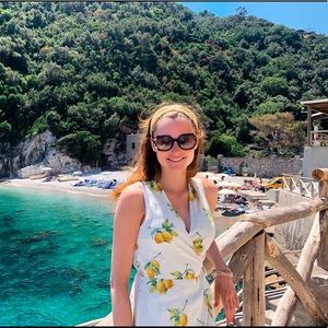 Meet your Posher, Carmen